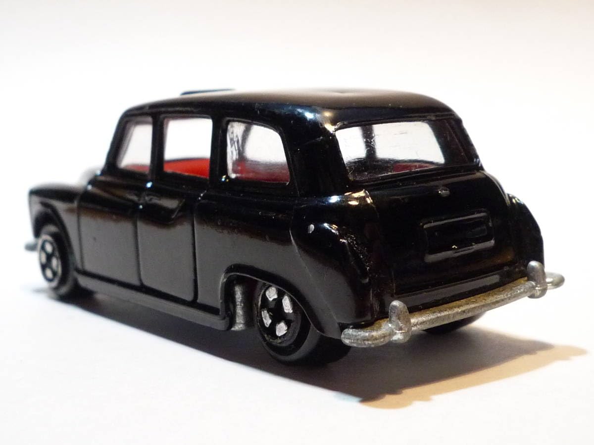 Amazon.co.jp: CORGI/コーギー AUSTIN LONDON TAXI オースチン