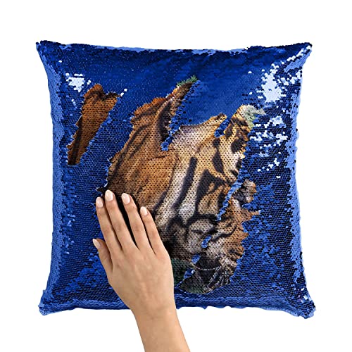 Coussin tigre bleu sequin pour raviver une déco de salon terne - 3
