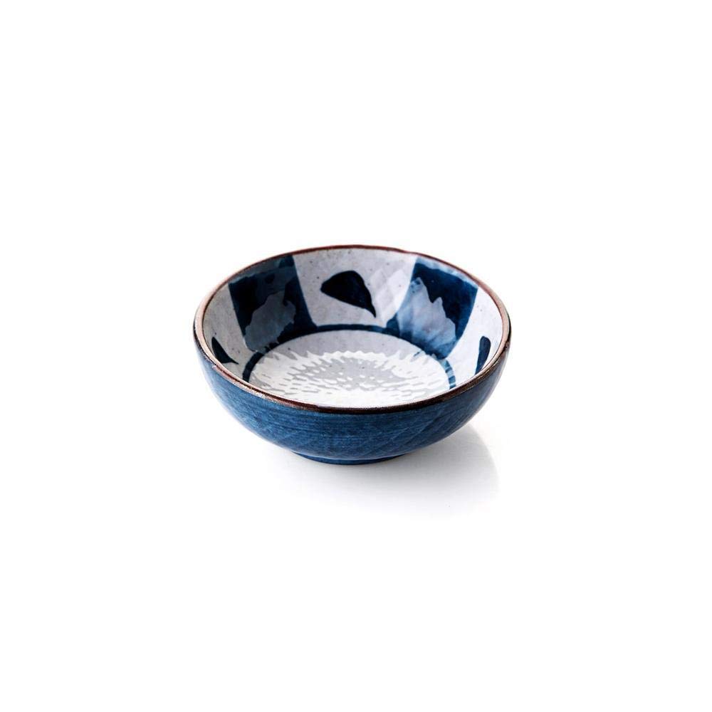 Soucoupe de porcelaine fine et plateau de vaisselle en céramique