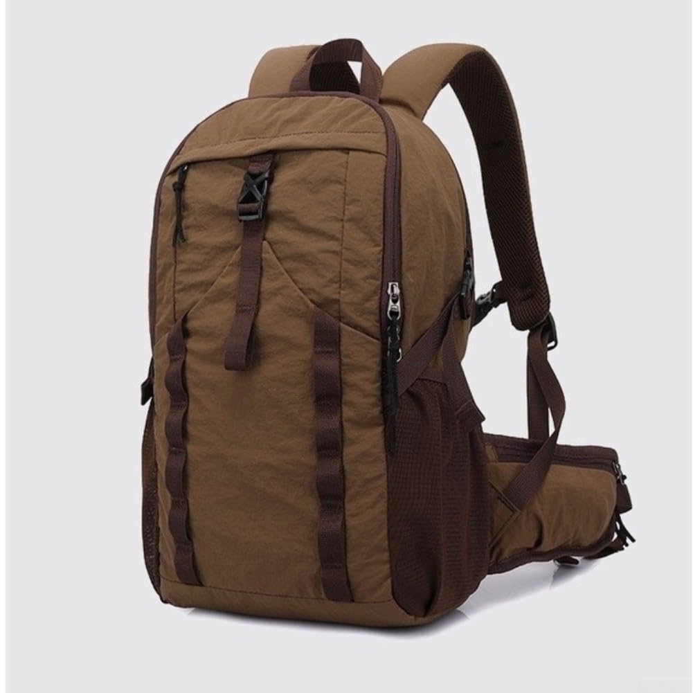 Zaino da trekking leggero da 28 l, in nylon, impermeabile, con cinghie imbottite traspiranti e fischietto SOS integrato, per campeggio e trekking all'aperto, colore: marrone