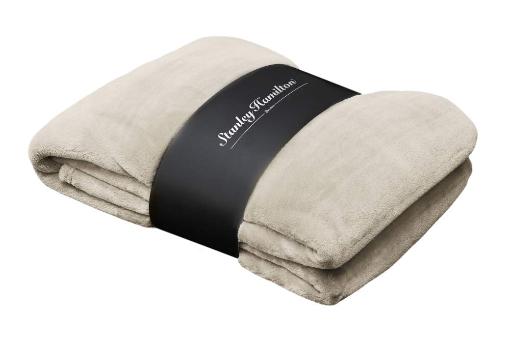 Stanley Hamilton Velvety Plush Faux Fur Fleece Throw Blankets Super Soft Fluffy Warm Solid Throws for Sofas, Beds, Travelling, Camping and Children (Single, Double) (Dark Beige, Single 140x180cm)