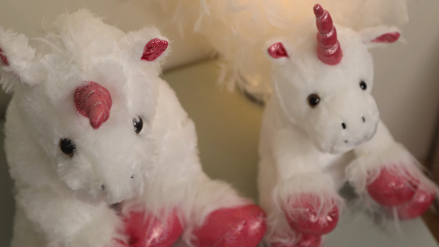 LIght up unicorn plush on Amazon Live