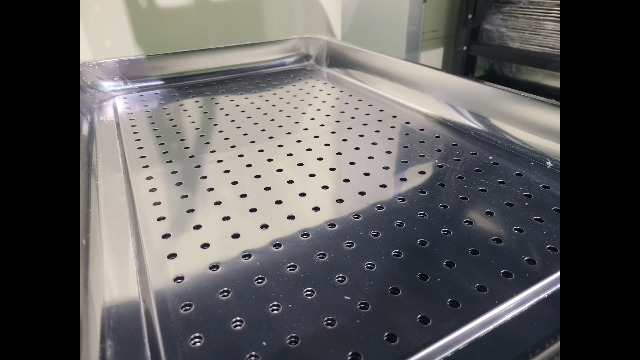 Amazon.co.jp: 業務用 ステンレス穴あきトレイ 400×600×48mm・高耐久