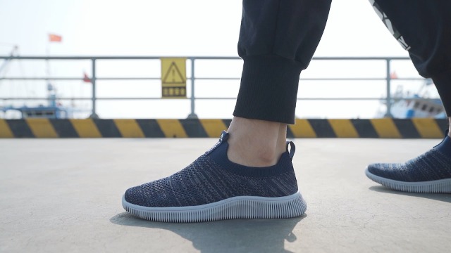 Sosenfer Mens Slip On Trainers Lightweight Casual Jamaica