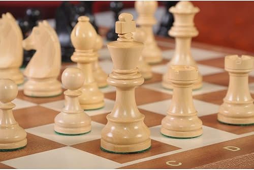 Miniatura 6 de Juego de ajedrez inspirado en el Gambito de la Reina y combinación de tablas