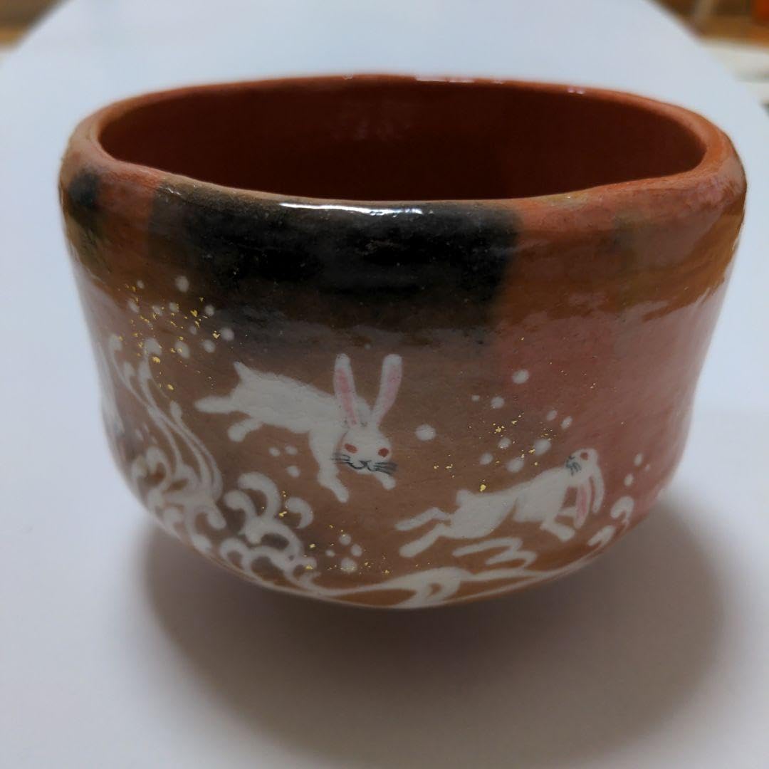 赤楽茶碗　楽入窯　茶碗　干支茶碗　うさぎ　兎　お茶会に　波兎 Amazon.co.jp: 赤楽茶碗 楽入窯 茶碗 干支茶碗 うさぎ 兎 お茶会