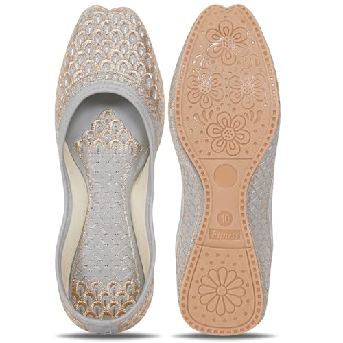 Image of Women's Embroidered Rajasthani Mojari Jutti | Ethnic Punjabi Juttis for Women & Girls | Flat Slip-On Footwear for Wedding, Festive & Casual Wear