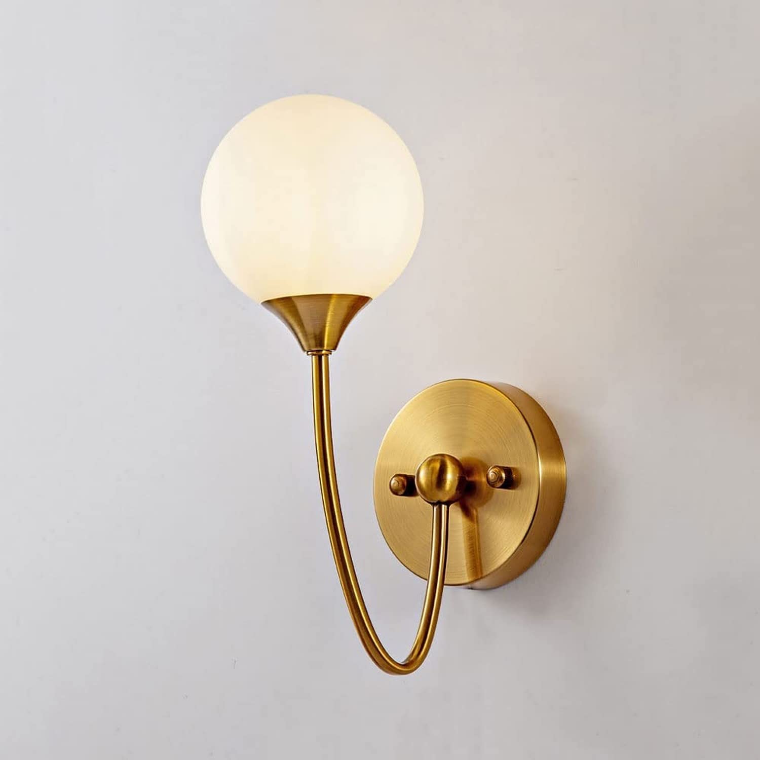 Lampe de chevet murale moderne blanche pour lecture et ambiance chambre