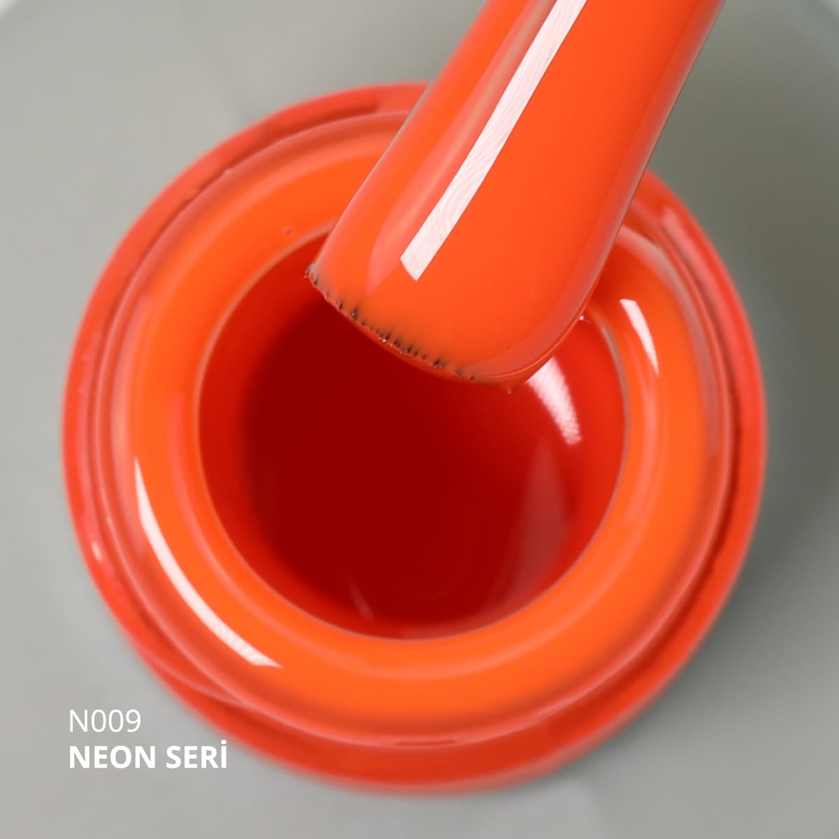 Momo Professional Kalıcı Oje N009 Yanık Turuncu 4 ml