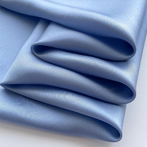 PoeticEHome Seidenschal in Uni-Farbe aus 100% Maulbeerseide - 68x68 cm Halstuch für Damen | Quadratisches Einfarbig Seidentuch | Mit Geschenkbox