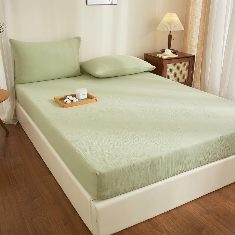 Gezu Muslin Fitted Sheet 140 x 200 cm Green 100% Cotton Made of Breathable Material Temperature Regulating Double Muslin Bed Sheet 140 x 200 cm for High Mattresses up to 15-30 cm - Image 3
