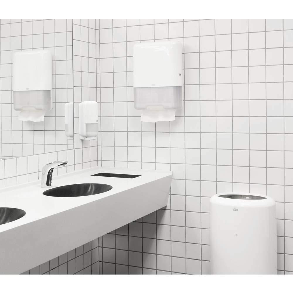 Tork 10997 opakowanie 15 szt. ręczników do rąk 23 x 25 cm wata wytłaczana podwójna grubość H3 250 arkuszy biały