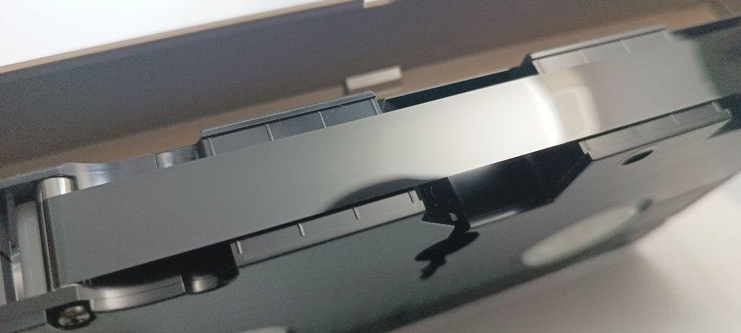 Amazon.co.jp: 未DVD化 VHS タイフーン シェルター 撮影クリストファー 