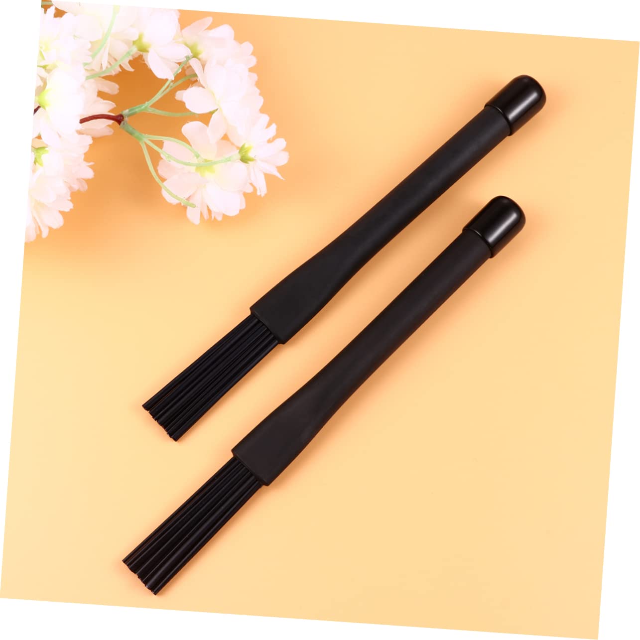 Yardwe 1 Pair Retractable Nylon Drum Brushes for Jazz and Drum Kits Durable and Flexible for Beginner and Professional Musicians Black