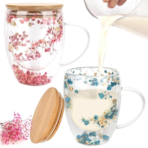 bssmmai 2 Stück Doppelwandige Latte Macchiato Gläser mit Löffel, 350ml Cappuccino Gläser Doppelwandig mit Deckel, Doppelwandige Kaffeegläser mit Henkel, Thermogläser mit Trockenblumen (Rosa, Blau)