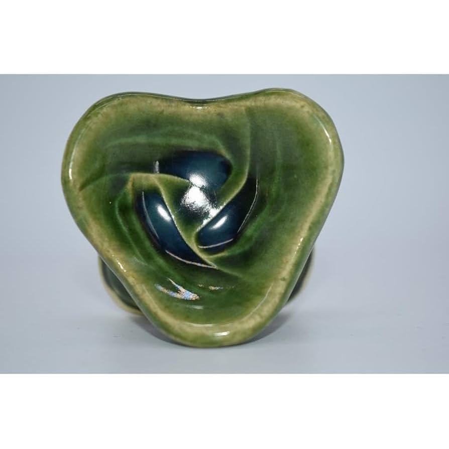 茶道具 七種 箸置 Amazon.co.jp: 茶道具 織部 三つ葉 蓋置 七種蓋置の内 茶道 t