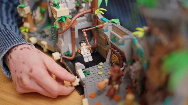 アイアムアヒ－ロ－ ７ LEGO 77013 Indiana Jones Ucieczka z zaginionego grobowca