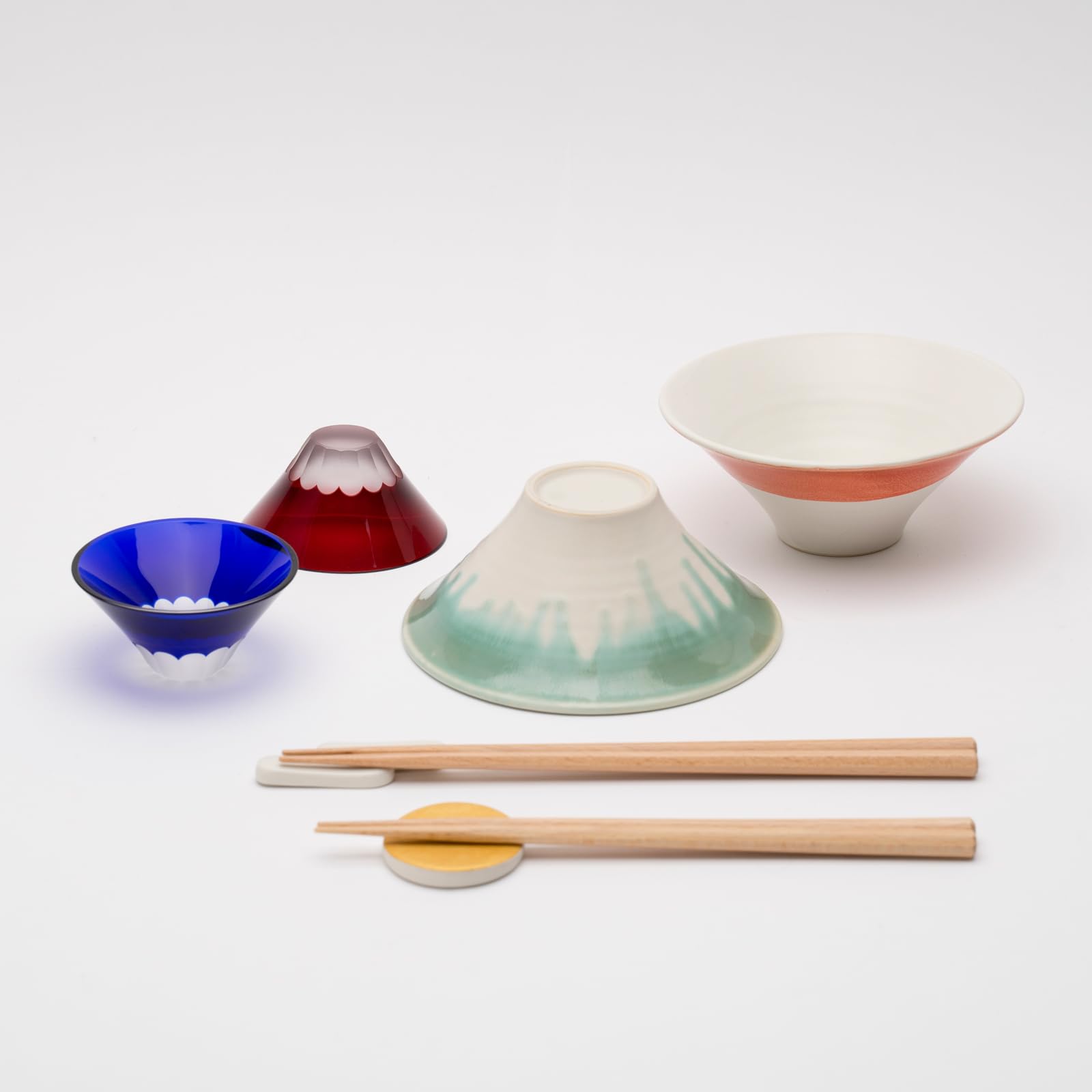 Floyd フロイド　富士山　お茶碗　切子　お猪口　箸　ペアセット Amazon.co.jp: Floyd (フロイド) 富士山 茶碗 江戸切子 ぐい呑み 箸