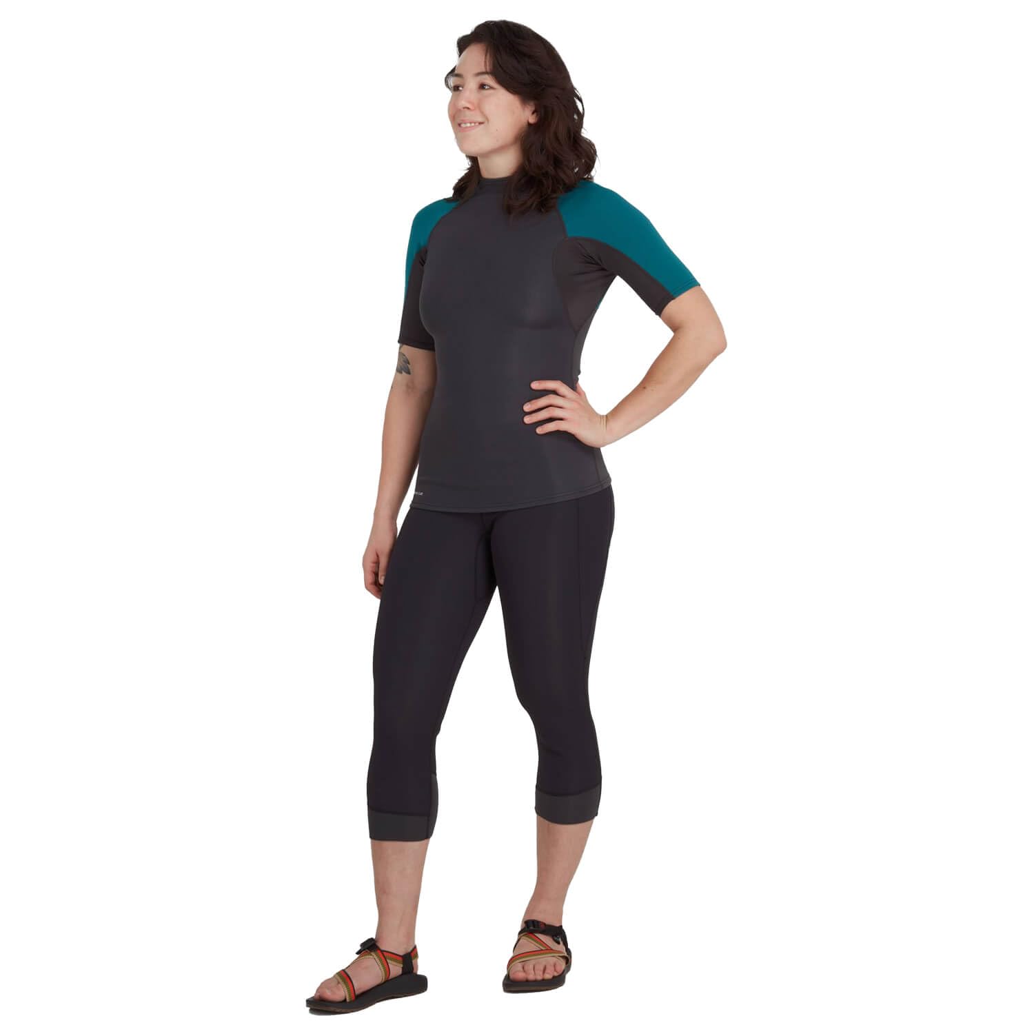 NRS Neopren Shirt Hydroskin 0.5 Kurzarm Graphite Damen Wassersport Kajak Rafting SUP 0,5mm Oberteil Titanium Wärmeisolierung Rashguard
