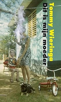 Hardcover Dit is mijn moeder (Dutch Edition) Book