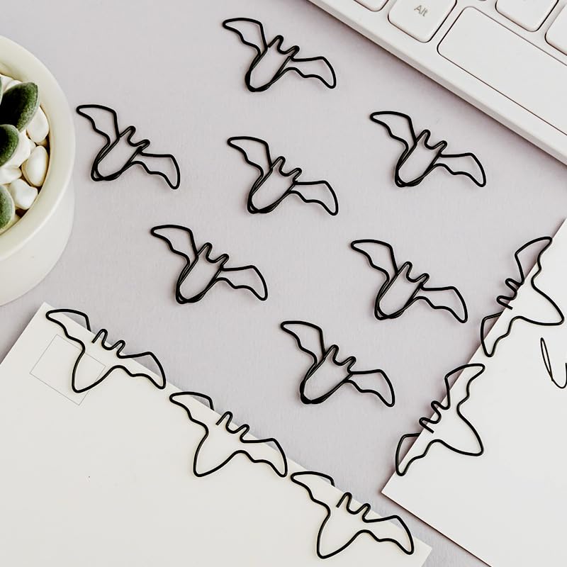 60 clips de papel negros con forma de murciélago en caja