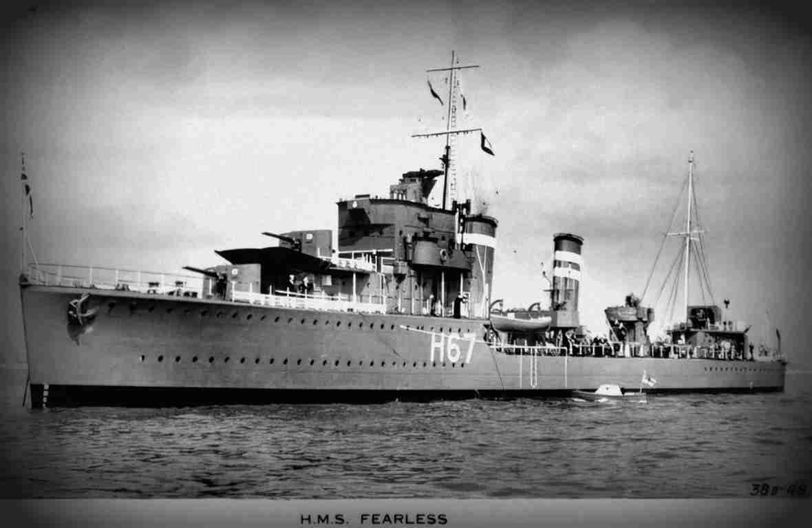 A4 Photo Hms Fearless At Sea