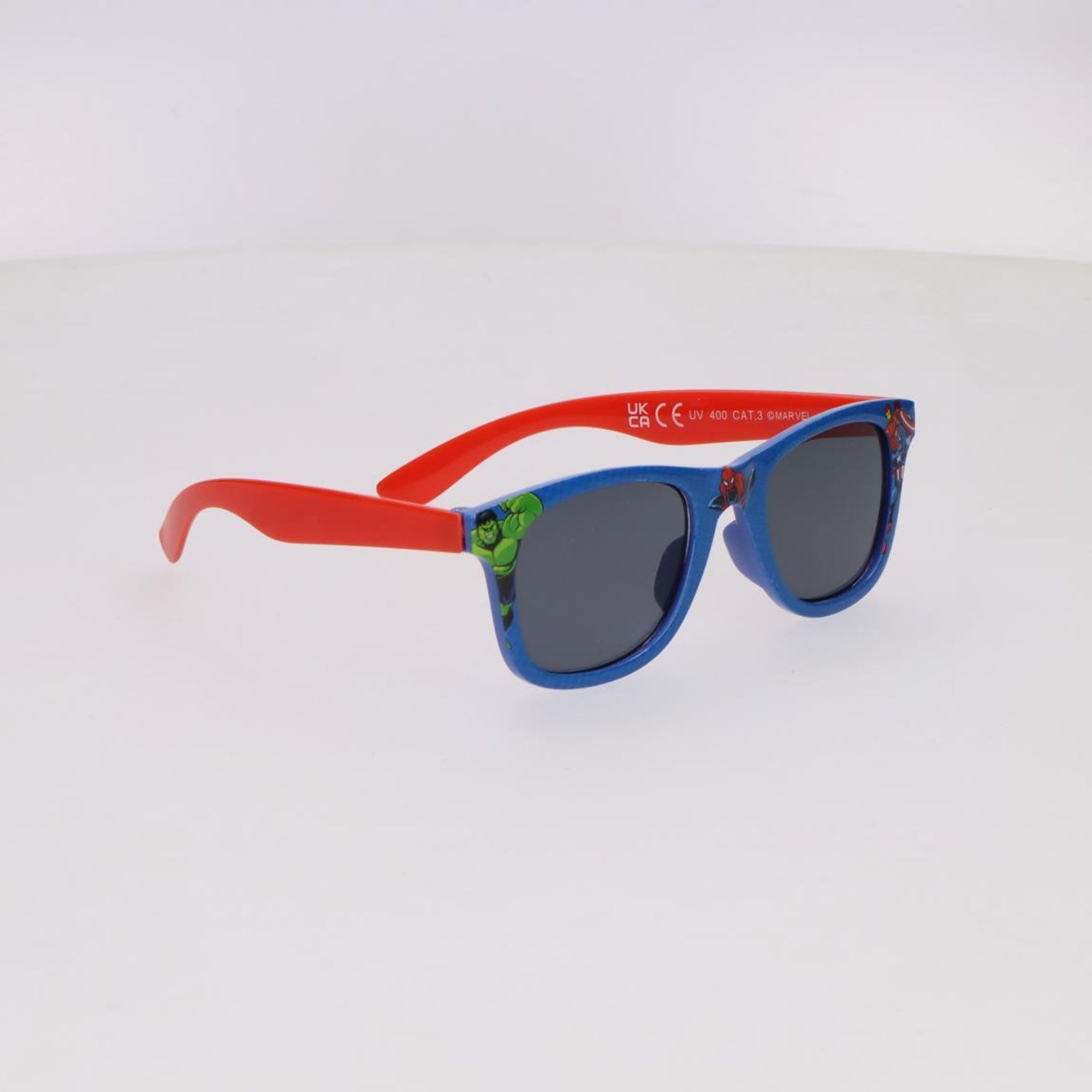 Gorra y Gafas de Sol Marvel Set Niños Original - Gorra Infantil Ajustable y Gafas de Sol UV400 Protección Solar Diseño Avengers, Complementos Verano Niño y Niña para Playa y Piscina