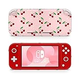 🎮WAS SIE ERHALTEN UND WIE MAN VERWENDET: Jeder Satz Switch Lite Protector enthält 1 x Set Konsolenhaut. Konsole nicht enthalten. Es gibt nur 6 einfache Schritte, um Ihren Switch Lite mit 46 North Design-Aufklebern zu schützen: Trennen Sie Ihre Konsolen, reinigen Sie sie mit Kleidung oder Handtüchern, ziehen Sie den Aufkleber ab, bringen Sie den Aufkleber mit einer Plastikkarte an, um die Blasen herauszuholen, verbinden Sie ihn wieder und genießen Sie deine Spiele!