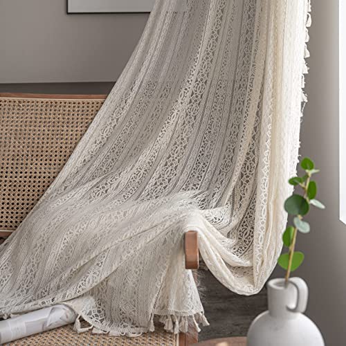 Tende in pizzo lunghe 213,4 cm: vendute in 2 pannelli di tessuto. Ogni tenda neutra misura 150 cm di larghezza e 213 cm di lunghezza, la larghezza totale è di 299,7 cm, che può dare una copertura completa alla finestra o decorare perfettamente la parete. La borsa per asta si adatta a barre di dimensioni standard (non incluse)