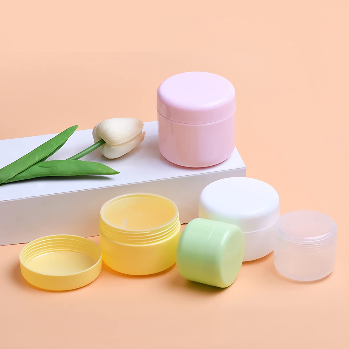 24 Pezzo 50 ml Barattoli in Plastica Bianco Contenitori Barattolo Vuoto Barattoli Piccoli con Coperchio Barattoli Cosmetico Contenitore per Prodotti di Cosmetica