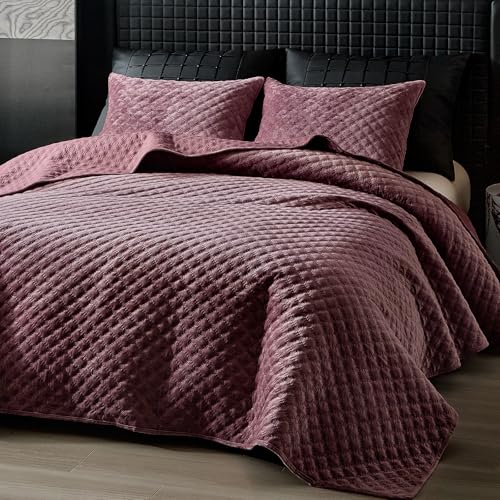 WARMDERN Velvet Quilt Queen Size, Luxury Geometric Stitch Quilt Set, Lightweight Diamond Patterned Bedspread and Coverlet, Soft Comforter for All Seasons, Purple, 90" x 96"
