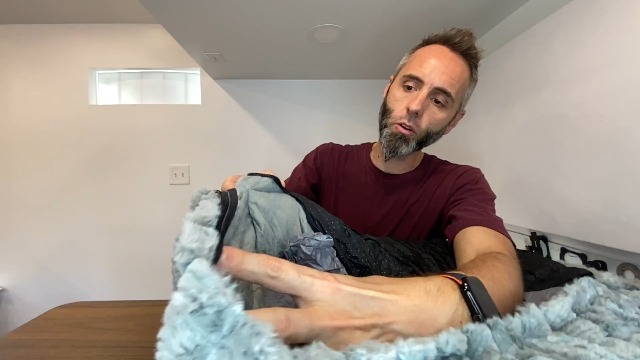 Best Dog Beds On Amazon? |  Corduroy Fleece Pet Bed