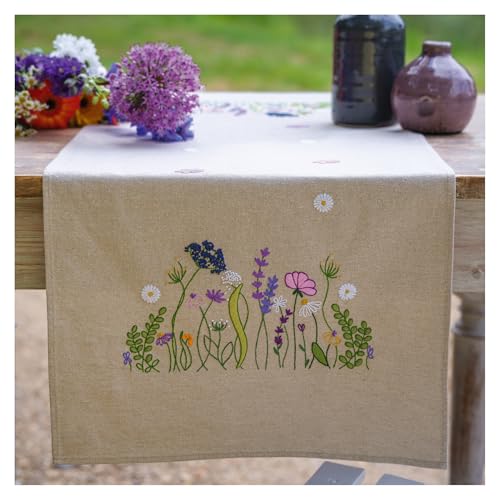 Kit broderie chemin de table lilas complet, l'idée cadeau femme idéale pour loisir créatif