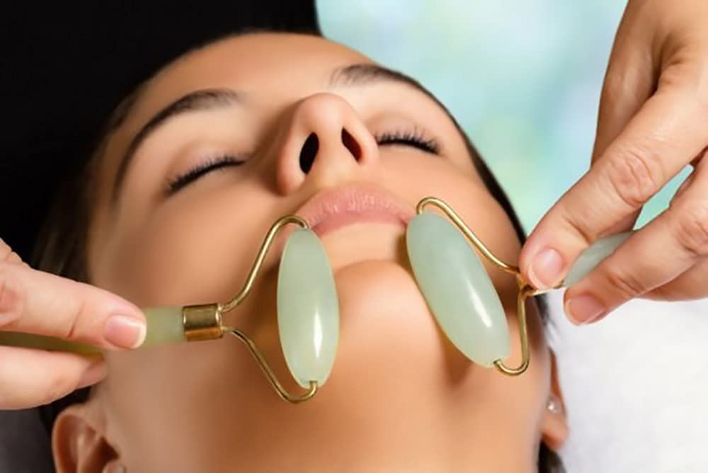 Rullo da massaggio per viso in pietra naturale (Avventurina verde)