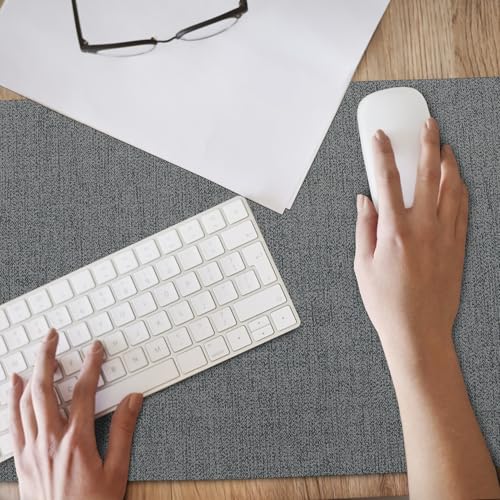 Coussin de table pour protéger un bureau rayé grâce au cuir gris résistant - 4