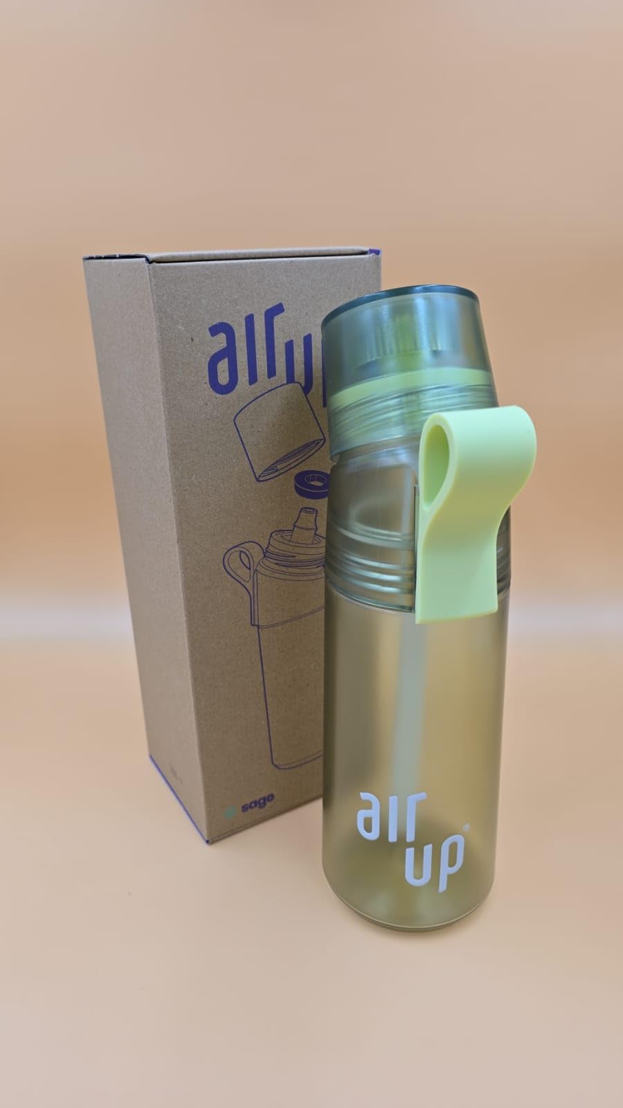 Duftbasierente Trinkflasche 2. Gen. BPA-frei 600 ml in Saga - grün