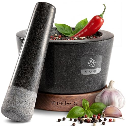 madeco Mörser mit Stößel Granit auf Holzsockel Nussbaum Ø 14,5 cm - Perfekt geeignet für Gewürze, Kräuter & Nüsse - Steinmörser Set - Design Granit Mörser & Stößel groß