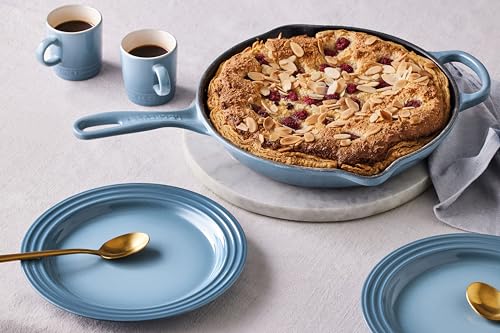 LE CREUSET Signature Gusseisen Brat- und Servierpfanne, Rund, Ø 23 cm, Für alle Herdarten inkl. Induktion geeignet, 1,93 kg, Chambray… – Ansicht 5