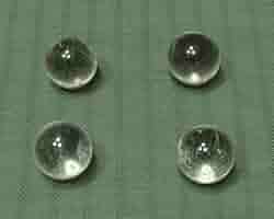 ［お値下げ］天然水晶玉　4個 Amazon.co.jp: 地鎮、土地・建物浄化用天然水晶玉（水晶球）4個