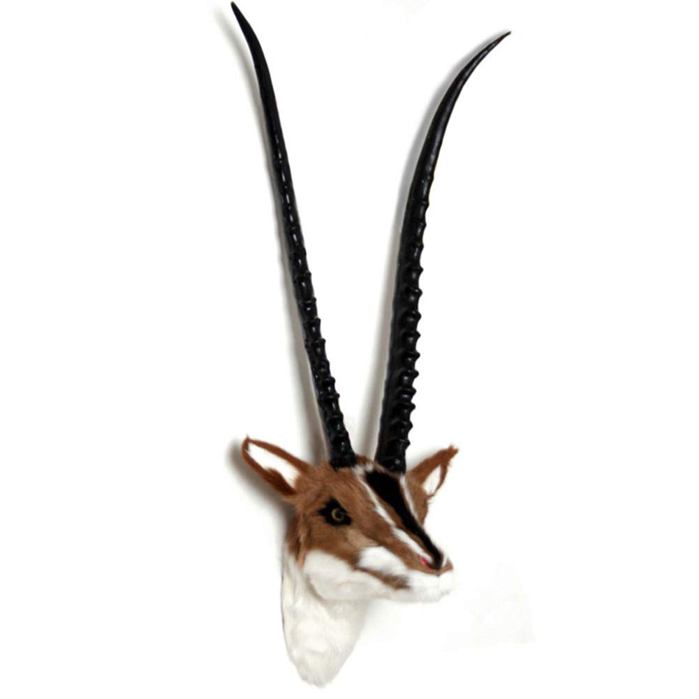 Artisanat cadeau idéal avec cette tête de bélier sculptée pour amateurs de design sauvage