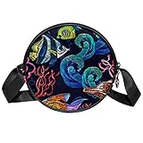 Le sac à bandoulière peut contenir des téléphones portables, des lunettes de soleil, des portefeuilles, des passeports, etc.