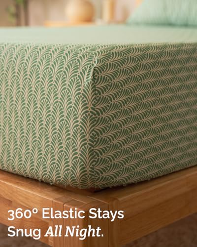 Image of Queen 4 Piece Floral Sheet Set - Soft, Breathable & Cooling - Sage Fan Leaf
