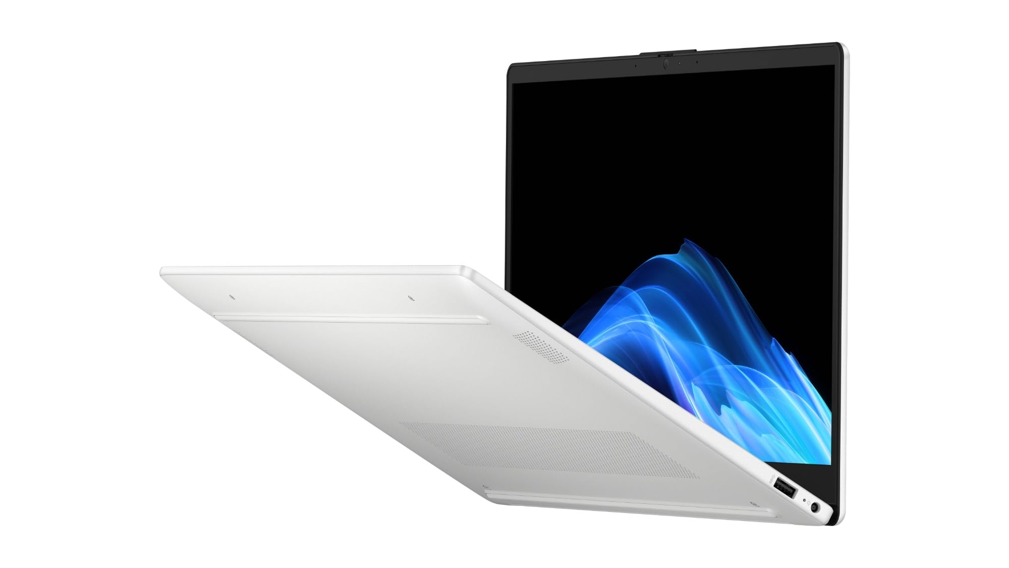 HP OmniBook 3 15-fn0002sl Notebook AMD Ryzen AI 5 330 16GB RAM 1TB SSD Windows 11 Tastiera Italiana QWERTY Argento