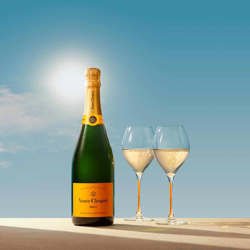 Veuve Clicquot Yellow Label Brut Champagner, 75cl | Ikone aus der Champagne | Kraftvoll, frisch & elegant | Goldgelb, feine Perlage | Fruchtig, mit Noten von Vanille & Brioche