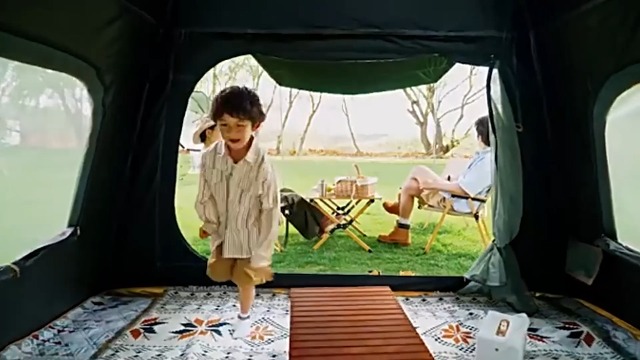 Carpa Camping 9 Personas 2 en 1 con Dos Puertas y Ventanas miniatura 7