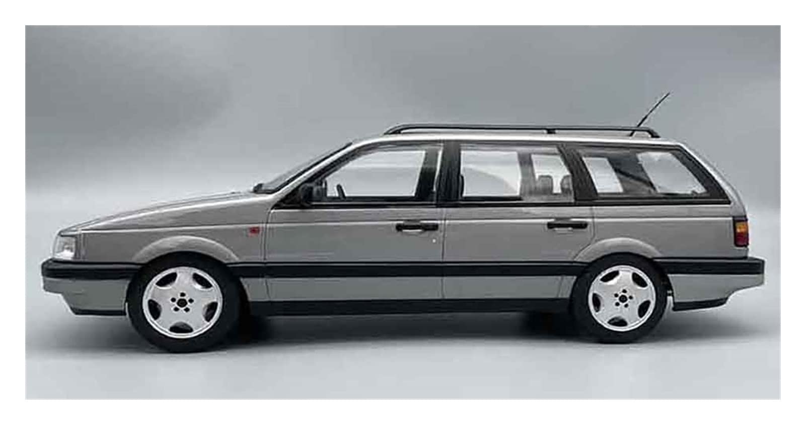 Scale Finished Model Car Boutique 1:18 for Volkswagen Passat