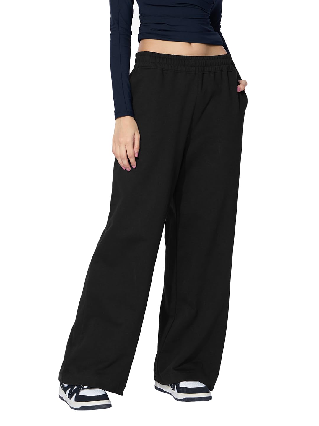 The Souled Store Pantalones de jogging acampanados: tinta negra para mujeres y niñas sin cordones de algodón liso