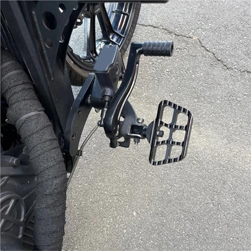 Larges planches de sol Indian Scout Bobber pour vos longs road trips - 6