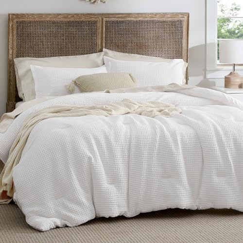 Image of Bedsure Waffle Comforter Set Queen, White Soft Bedding, Waffle Weave Bed Set, 3 Pieces, 1 Comforter (90 inchx90 inch) and 2 Pillow Shams, Cotton Shell and Polyester Lining for All Seasons