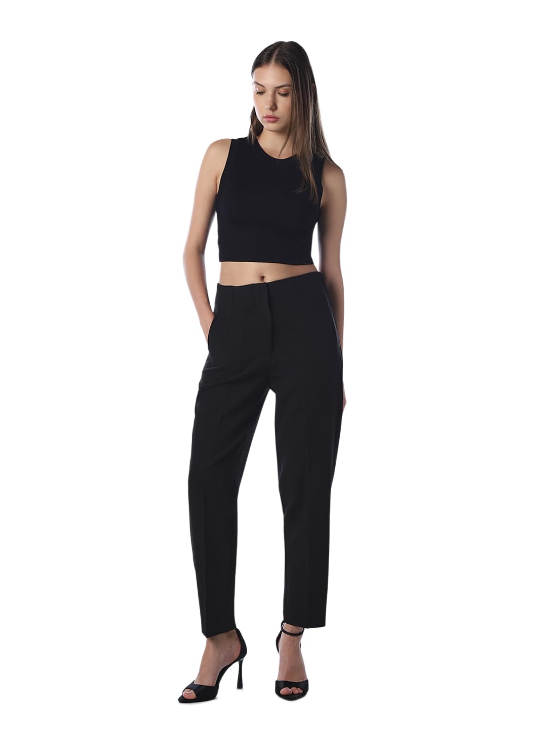 only Women Solid Slim Fit Casual Black Tank Top-picture-11